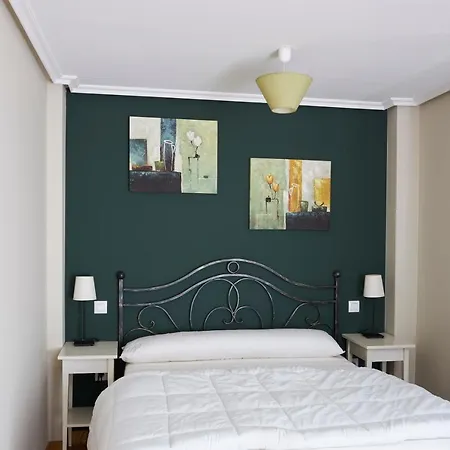 San Pedro Villoria Semesterbostad Pola de Laviana